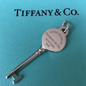 New Tiffany&Co Silver Key